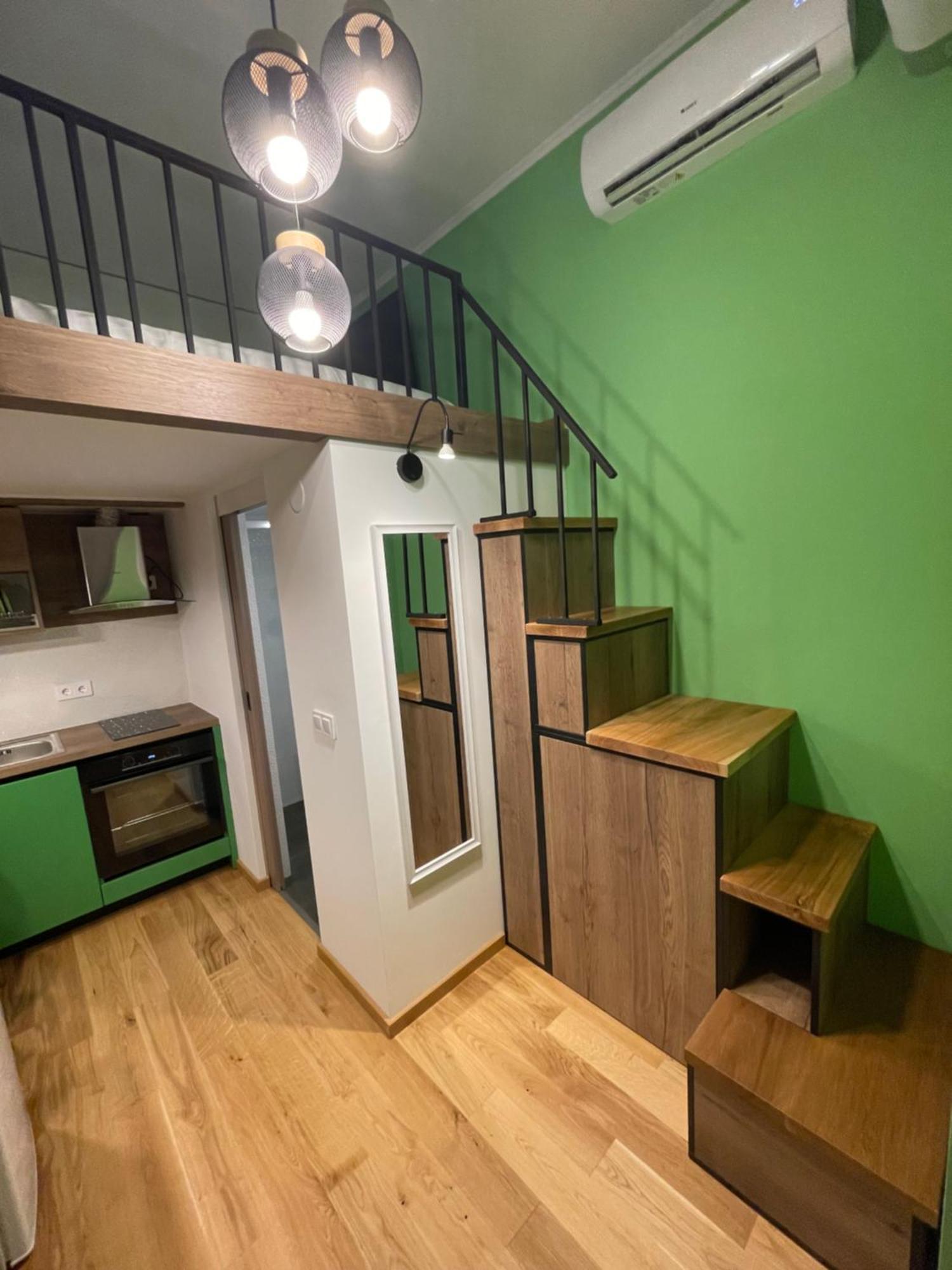 Central Apartment With 2 Bedrooms And 2 Bathrooms Oradea Exterior foto